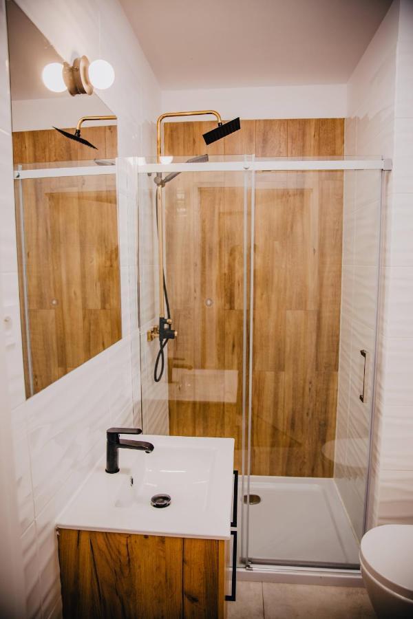 Jbhotels Apartament Premium Plus Szczecin Exterior photo